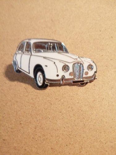 Pins pin voiture car jaguar - a,