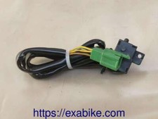 contacteur de frein avant pour