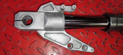 Tube fourche gauche - tube,