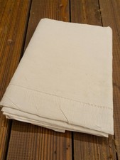 Drap de lit ancien brodé XIXe
