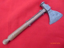 hachette en fer forgé ancien