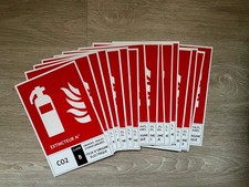 Lot de 16 panneaux classe de