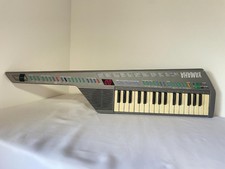 YAMAHA SHS-10 Silver FM Synthesizer Keyboard SHS10 Shoulder Keyboard Keytar