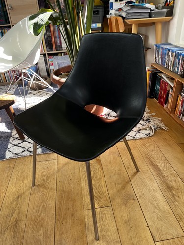Chaise tonneau pierre - pierre, guariche