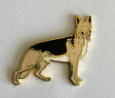 107 - Pin's CHIEN BERGER ALLEMAND - DOG