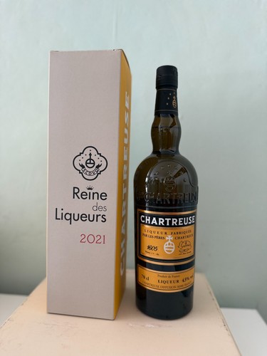 Chartreuse reine des liqueurs - reine,