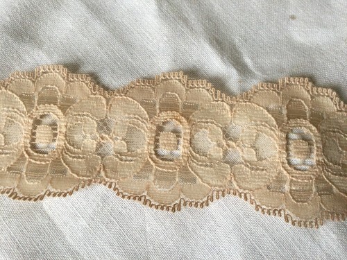 Dentelle - 10, 50