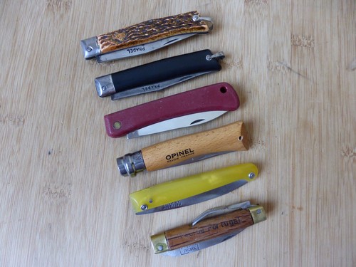 Lot couteaux pliants