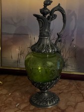 Aiguière ancienne en verre à