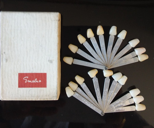Ancien ensemble teintier - ancien,