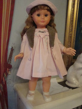 Magnifique Poupée  Bella