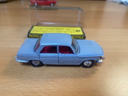 Norev plastque ancienne - norev, bmw