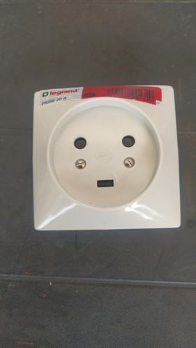 Prise legrand 20a - 20a, neuve