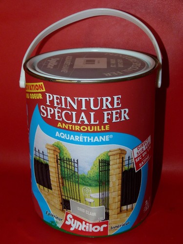 Lot pots peinture fer - de, 2