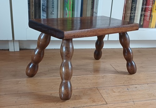 Petit tabouret repose pieds - petit,
