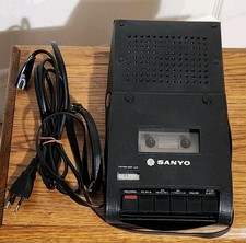 Magnétophone Cassette Tape Recorder SANYO Slim 3E Vintage Fonctionne + Étui