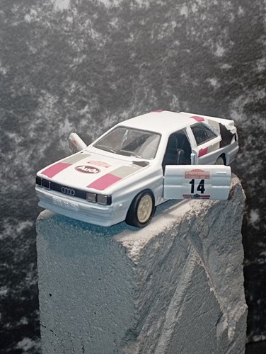 Audi quattro solido 43 - audi, -solido