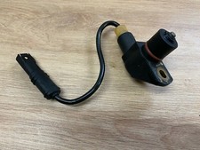 UN CAPTEUR DE COMPTE TOUR MOTO