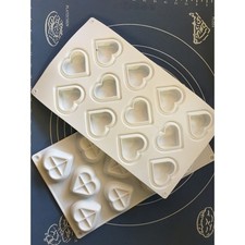 MOULE SILICONE 12 PETITS FOURS