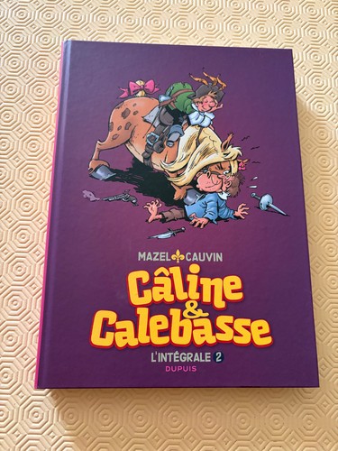 Caline calebasse les - =,