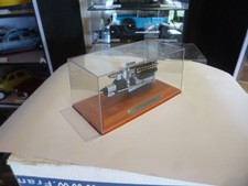 MOTEUR V16 AUTO UNION CMC 1/18