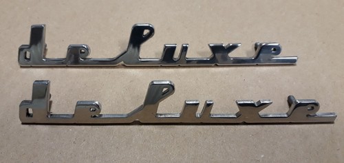 Wartburg deluxe lettering - wartburg, pair
