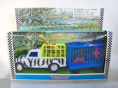 Blue box zoo - blue-box, land