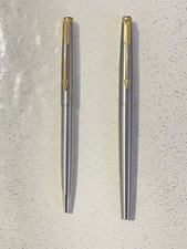 2 STYLO PARKER 1 plume +1 Stylo Bille Voire Description