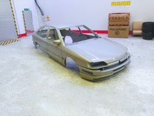 1/18 Renault Safrane Solido Case