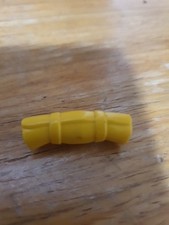 1 couverture Jaune Plastique