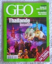 MAGAZINE Géo  N°265 thailande insolite + CARTE