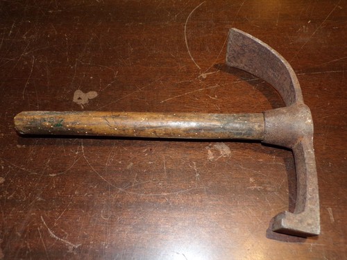Herminette talon de - à,