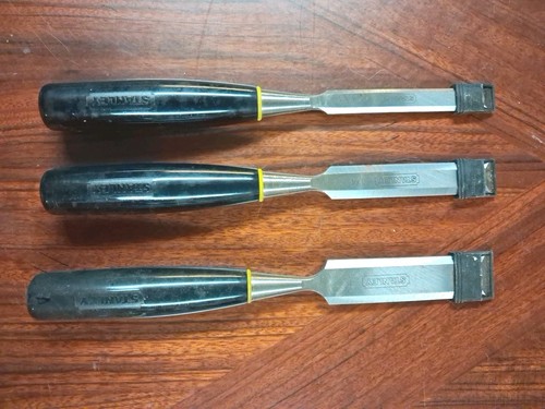 Vtg stanley wood chisels set - wood,