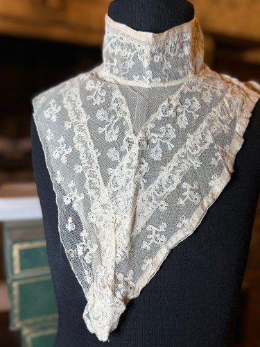 Dentelle col lille - -,
