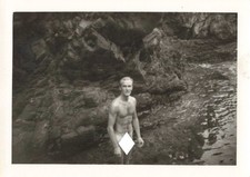 OLD PHOTOGRAPH 1956 NATURISM IN THE COVES YOUNG MAN