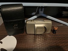 Olympus Infinity Stylus Zoom 105 35mm Point & Shoot Camera With Case USED