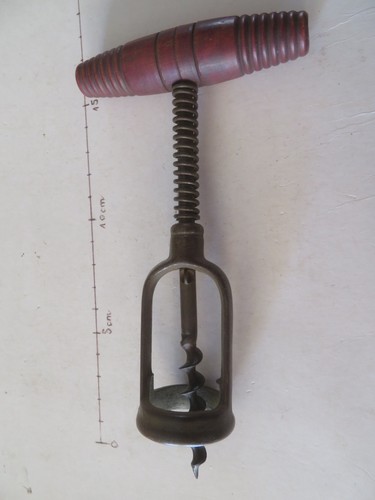 Ancien tire bouchon - ancien, ressort