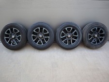 Jante en Aluminium avec Pneus