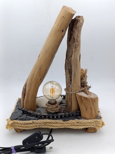 Lampe artisanale bois flotté