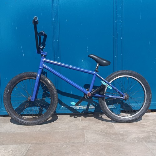 Trébol vélo bmx bleu - 20",