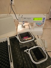 PFAFF Creative 7570 Sewing/Embroidery Machine & Creative Fantasy Set