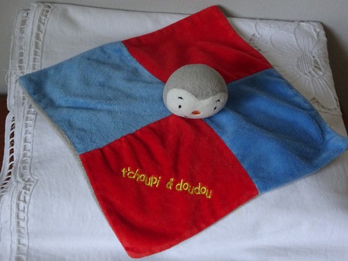 Doudou tchoupi carre rouge - doudou,