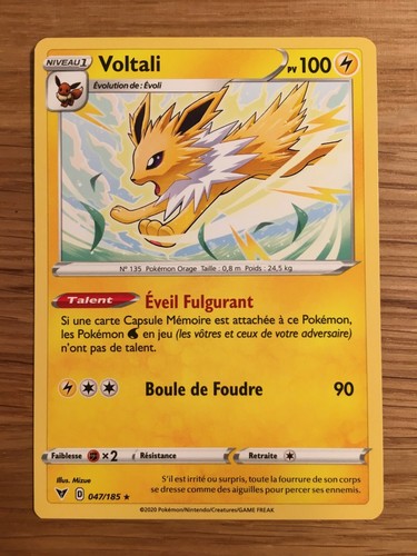 Carte pokémon rare voltali - carte,