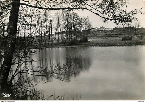 Carte postale - -, 01