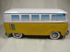 Combi Van Volkswagen 1/24
