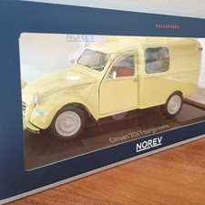 CITROEN 2cv Fourgonnette AK350  jaune anis de 1966 NOREV 1/18e ref 181685 