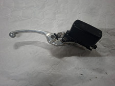 MAITRE CYLINDRE DE FREIN AVANT