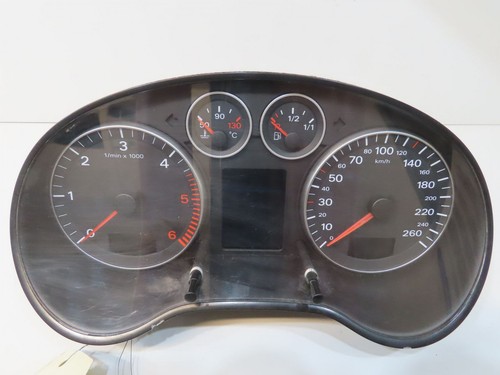 Compteur audi 8p0920931e - a3,