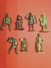 Lot 7 Figurines Métal KINDER