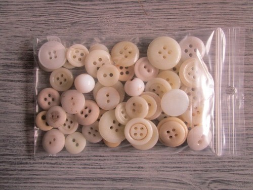 Lot boutons anciens en - lot,